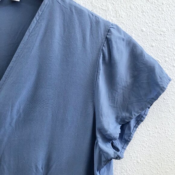 UNIQLO V-Neck Short-sleeve Flare Dress Size Small - Picture 7 of 11